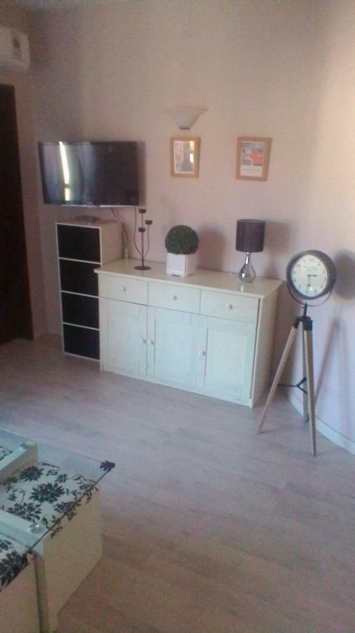 קארבואירו Appartement D'Or מראה חיצוני תמונה